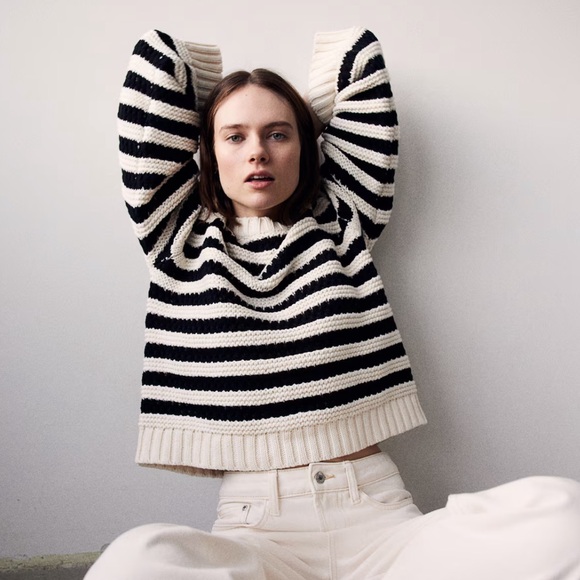 H&M Sweaters - H&M sweater